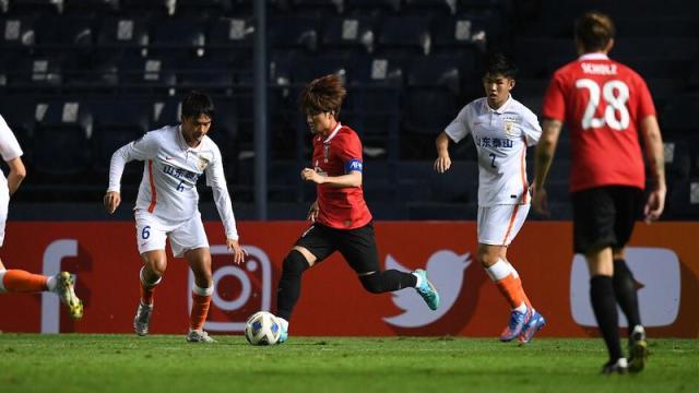 在线体育-山东青年军防守端进步明显 两连败也有锻炼意义